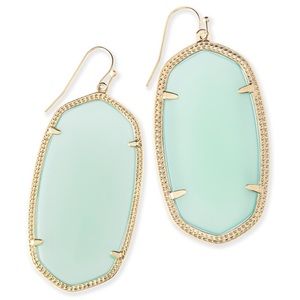 Kendra Scott Danielle Earrings in Chalcedony